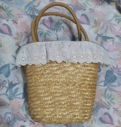 Geanta de mana mica pentru femei din grau natural