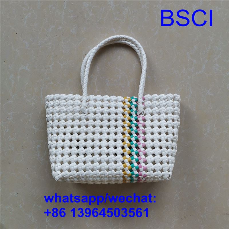 Pungi din plastic reciclat